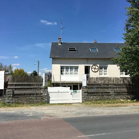 Normandy 400m From The Sea 아파트 *